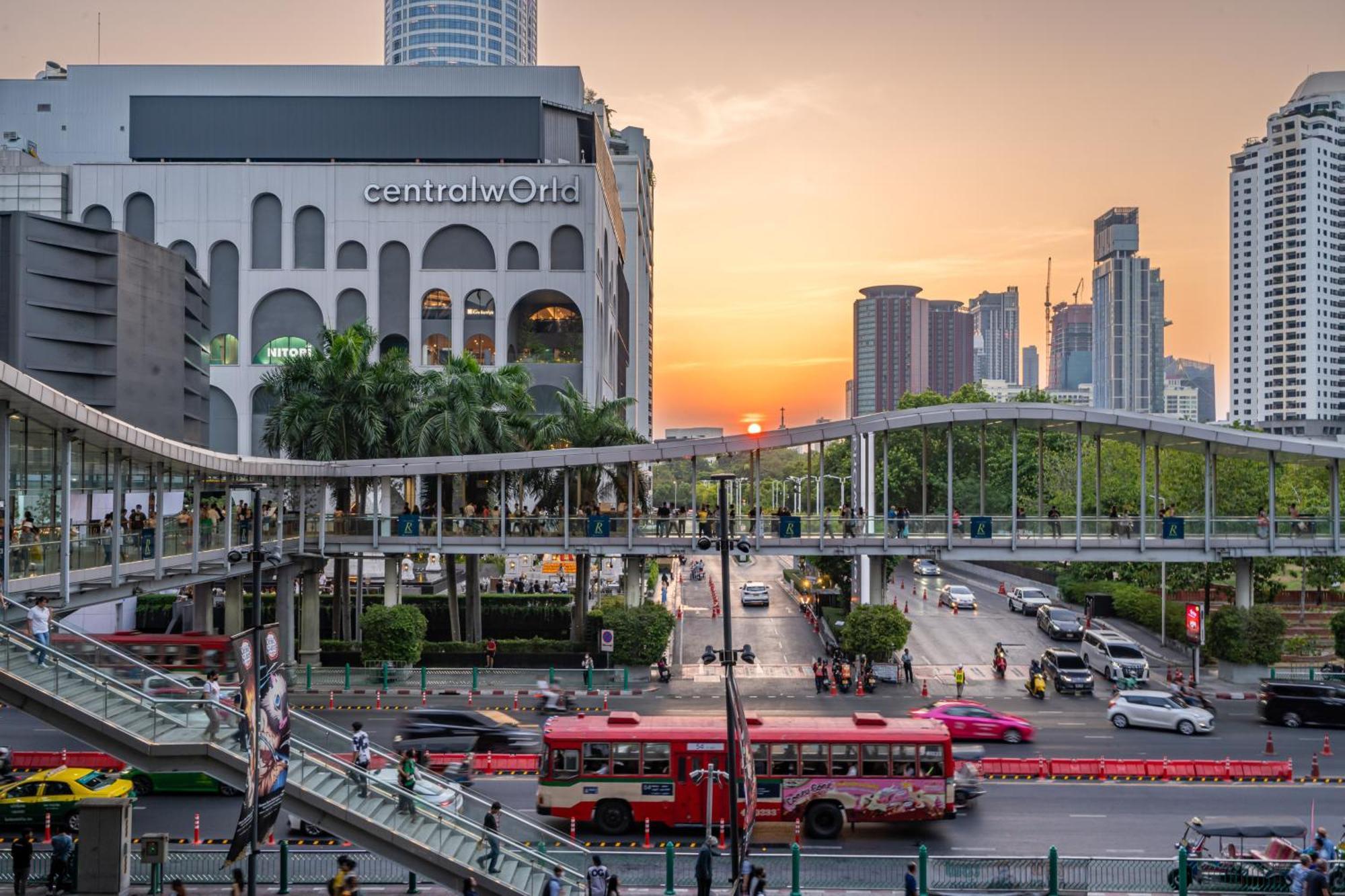 Moxy Bangkok Ratchaprasong Hotel Екстериор снимка