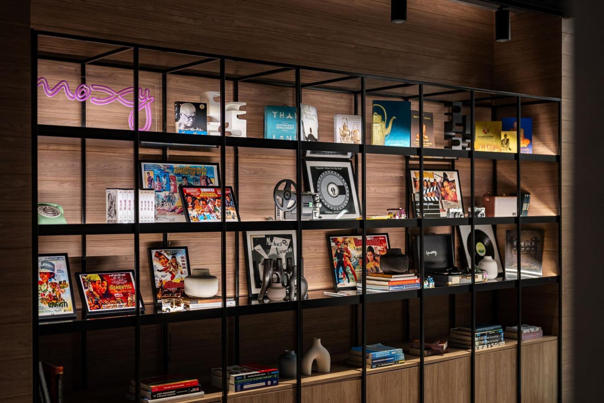 Moxy Bangkok Ratchaprasong Hotel Екстериор снимка