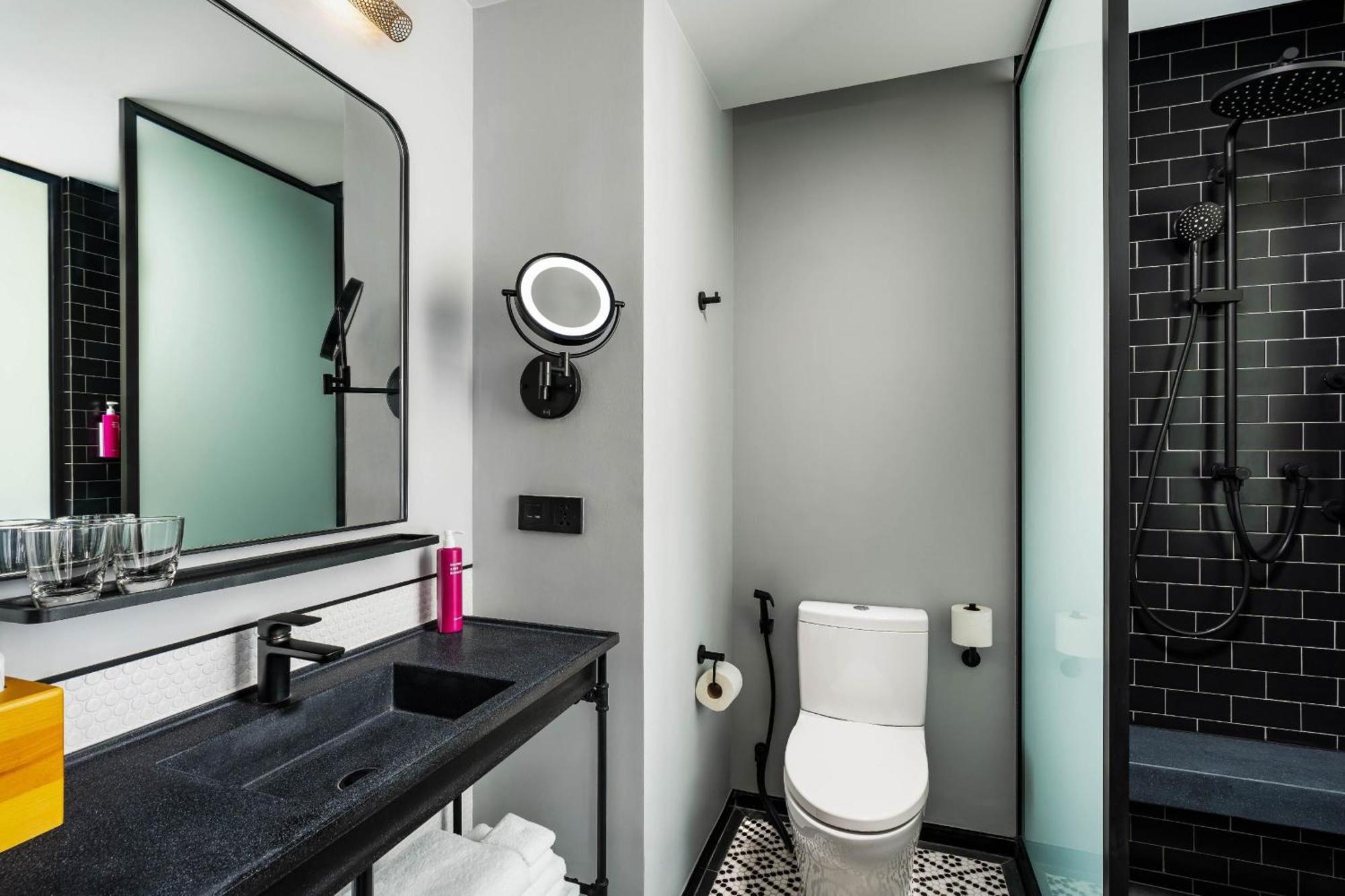 Moxy Bangkok Ratchaprasong Hotel Екстериор снимка