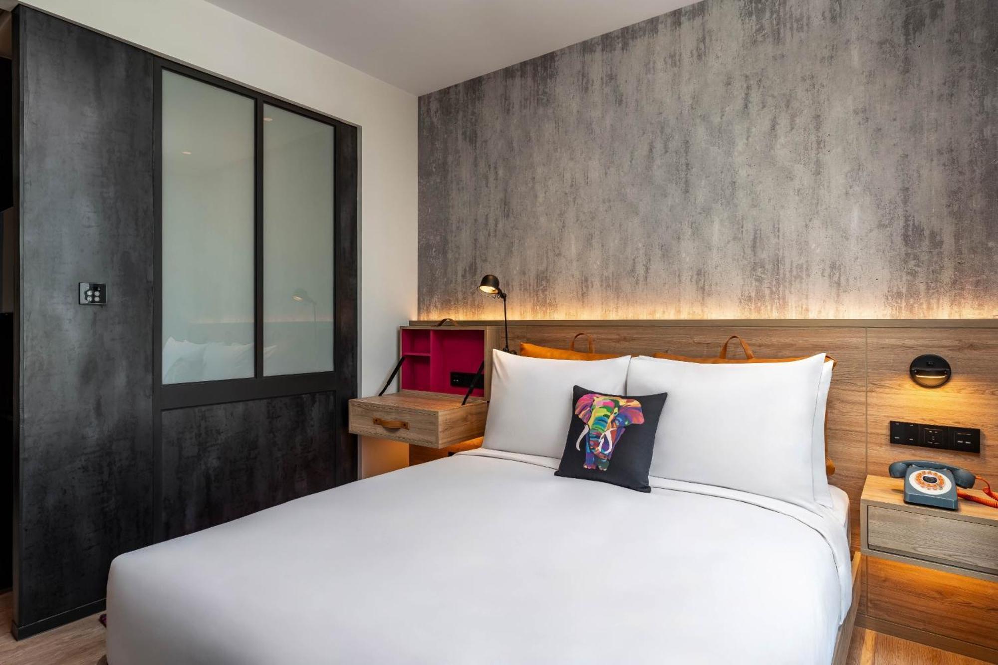 Moxy Bangkok Ratchaprasong Hotel Екстериор снимка
